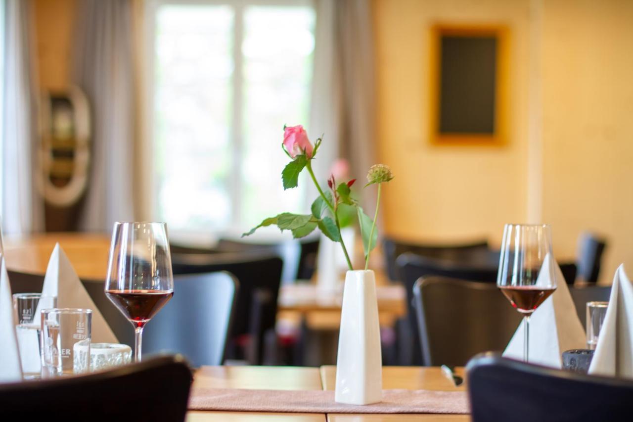 Restaurant Pension Betschart Schwyz Eksteriør bilde